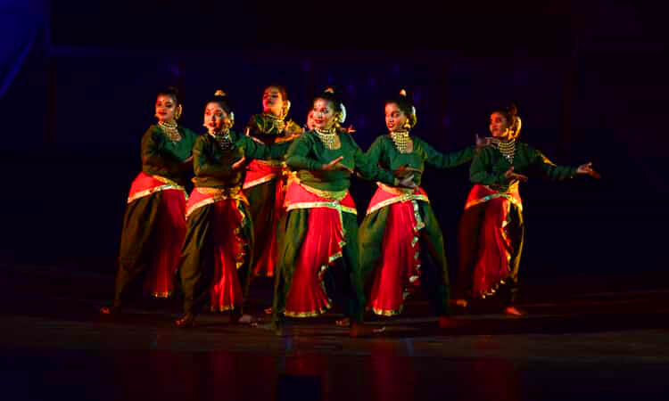 West Bengal folk dancers performing Purulia Chhau dance with elaborate masks